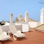 Quinta Gomeira 74 דירה