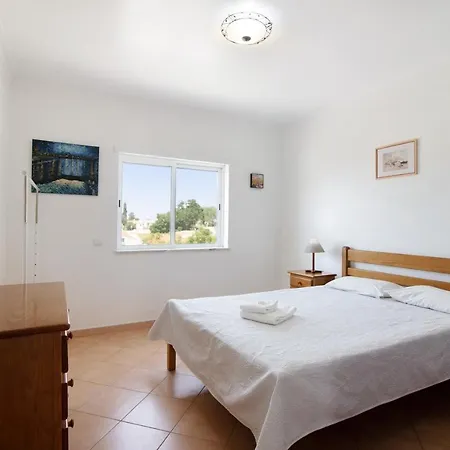 Quinta Gomeira 74 דירה